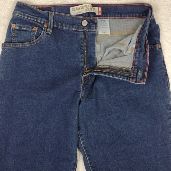 Levi's 550 Classic Relaxed Blue Dark Wash High Rise Five Pocket Boot Cut Jean - Picture 5 of 13